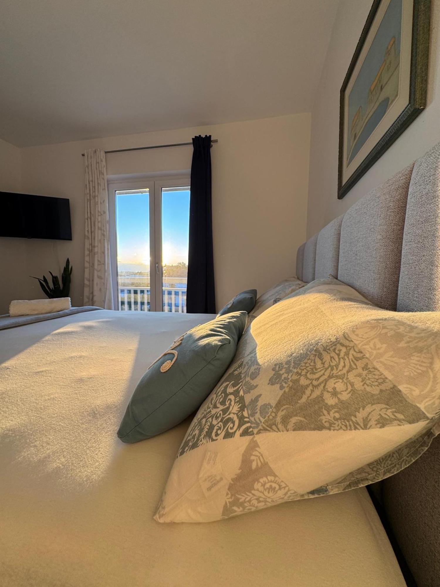 Guest House Kovacevic Hvar Town Bagian luar foto