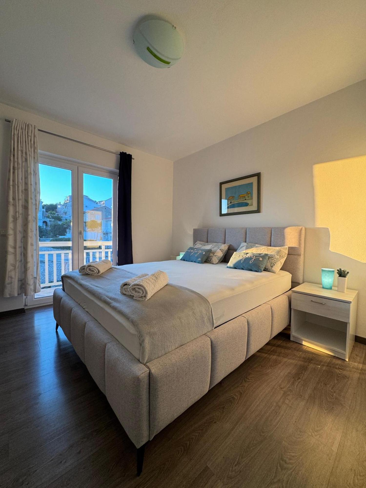 Guest House Kovacevic Hvar Town Bagian luar foto