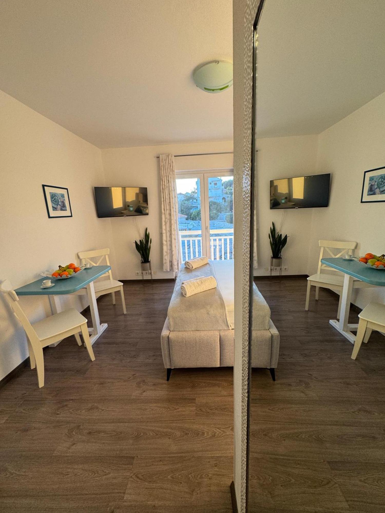 Guest House Kovacevic Hvar Town Bagian luar foto